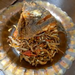 A picture of Tilapia & Omena.