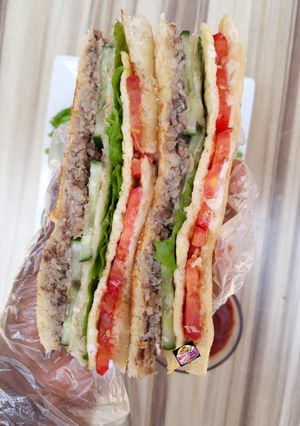 A picture of Club Sandwich.