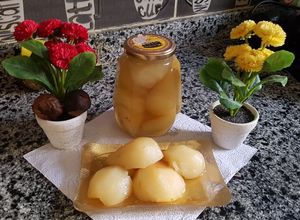صورة لوصفة كمبوت كمثري للتزيين
