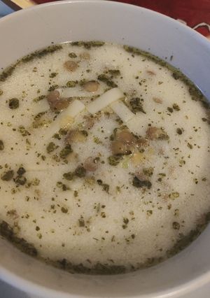 O poză a rețetei Supă de linte verde,cu iaurt și tăieței.