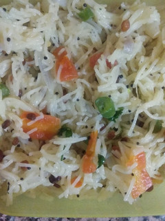 வெஜிடபிள் சேமியா (vegetable semiya recipe in Tamil) செய்முறை முக்கிய புகைப்படம்