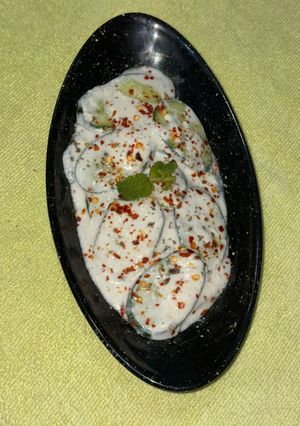 खीरे का सलाद रेसिपी मुख्य फोटो