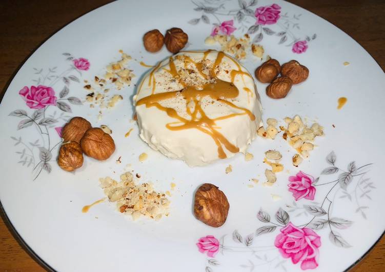 Panna cotta alle nocciole