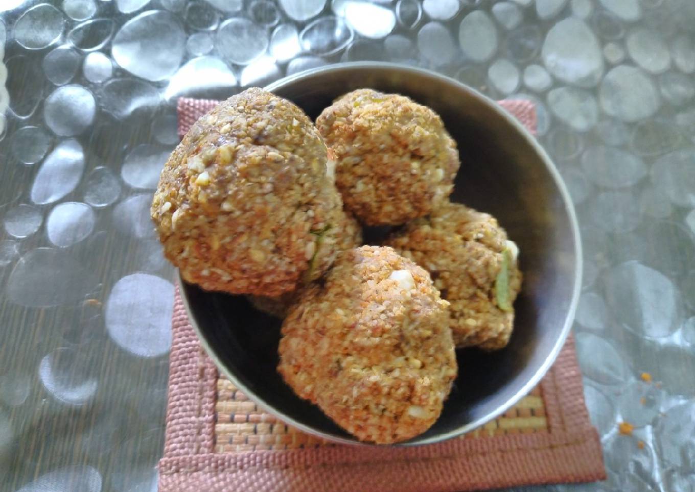 Oats ladoo
