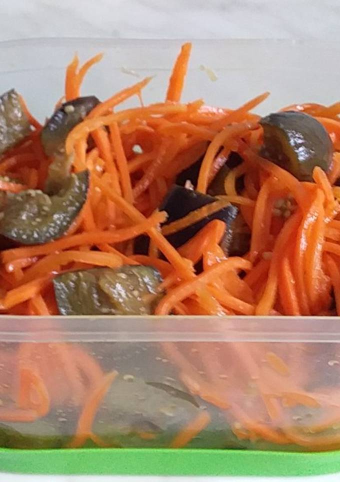 Закуска морковная с баклажанами