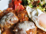 Meatball with tomato sauce