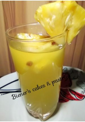 A picture of Pineapple juice.