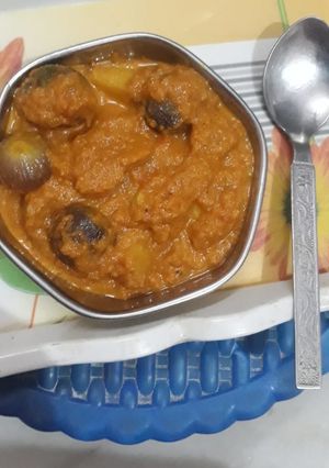 A picture of Gravy wali aloo pyaz ki sabzi.