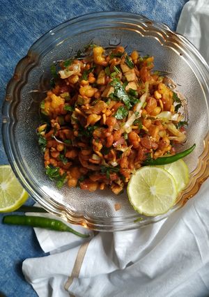 बूंदी भेल (Boondi Bhel recipe in Hindi) रेसिपी मुख्य फोटो