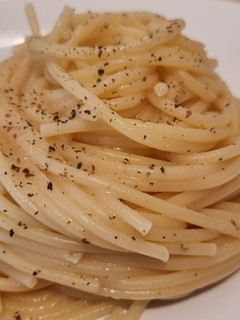Una foto de Spaghetti Cacio e Pepe