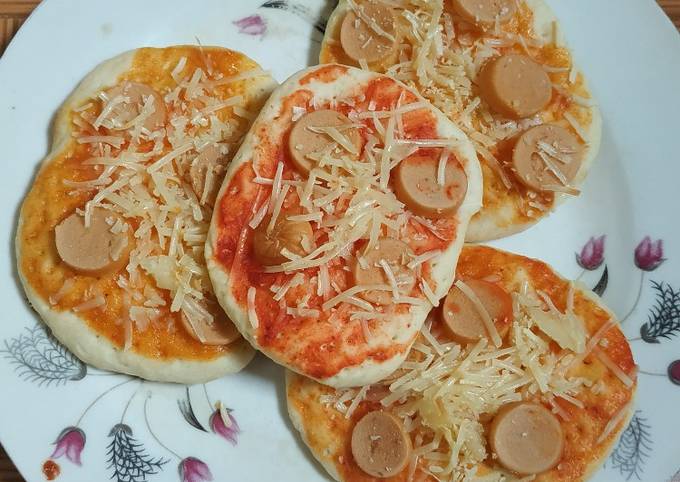 Bagaimana Menyiapkan Pizza Rumahan Sederhana yang Lezat