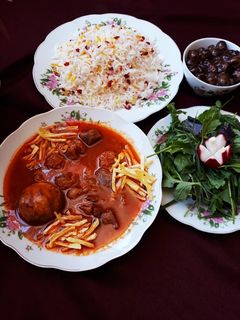 عکسی از دستور خورش قیمه آلو