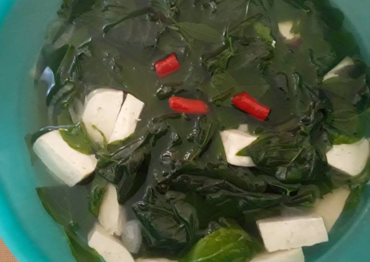 Sayur bening katuk tahu