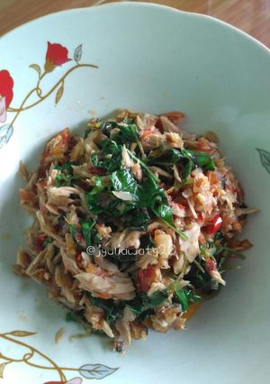 Foto resep Tongkol Suwir Daun Kemangi