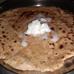 A picture of Aloo ka Parantha.