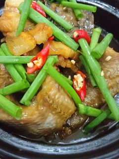 Hình của món Cá lóc kho tộ.
