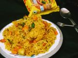 সবজি দিয়ে মশলা ম‍্যাগি (sabji diye Masla Maggi Recipe In Bengali)
