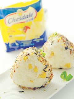 起司香鬆飯糰 的食譜成品照片