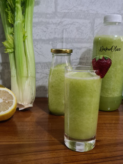 Foto resep Jus Seledri Apel Jeruk (Healthy Snack or Drinks)
