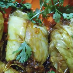 A picture of Stuffed patta gobhi.