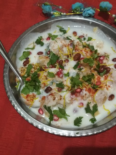 રવા ના દહીં-વડા રેસીપી મુખ્ય ફોટો