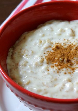 Una foto de Atol de avena sabor banano con leche