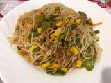 Spaghetti di riso con verdure
