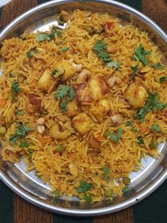 મટર પનીર પુલાવ (Matar Paneer Pulao Recipe In Gujarati) રેસીપી મુખ્ય ફોટો