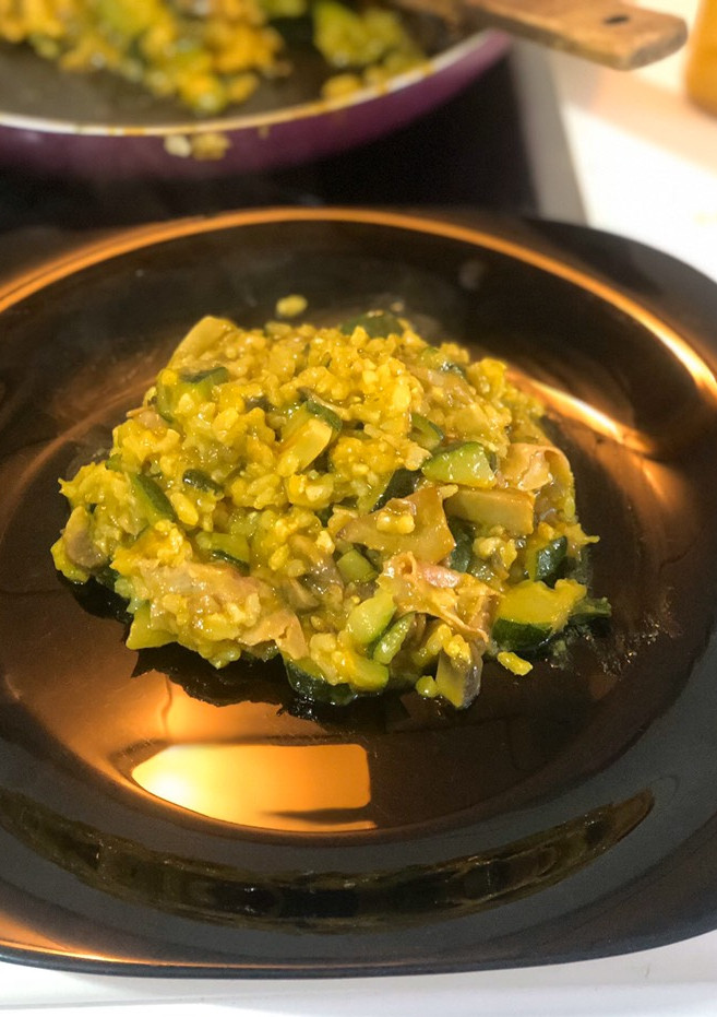 Una foto de Arroz con verduras 😋