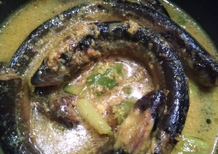 Cara memasak Belut Sayur Santan gurih