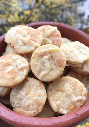 Una foto de Galletitas/Masitas de queso