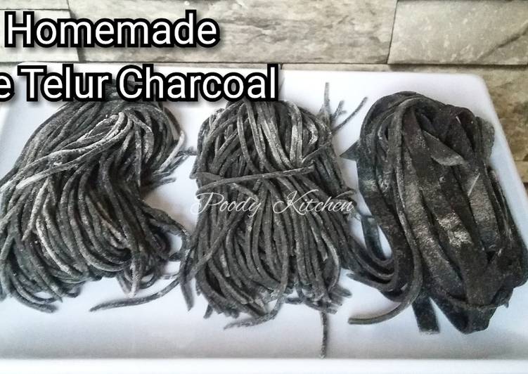 Cara Gampang Membuat Homemade Mie Telur Charcoal, Enak Banget