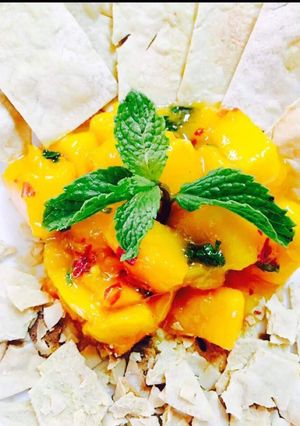 A picture of Mango mint salsa.