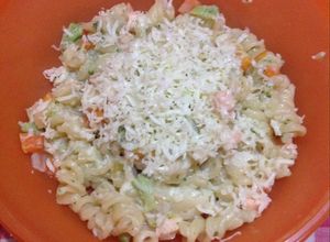 Foto resep MPASI pasta fusilli carbonara with salmon