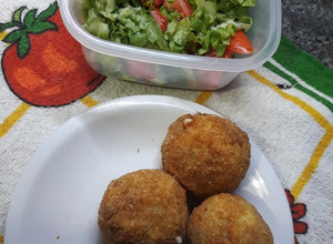 Una foto de Bomba de papas de queso🧀