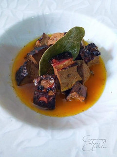 Una foto de Hígado de cordero en salsa de mantequilla pura de vaca y laurel