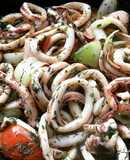 Mực xào giá và hành tây