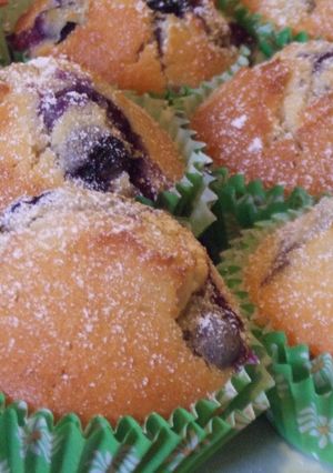Foto principal de Muffins de yogur con arándanos y granada