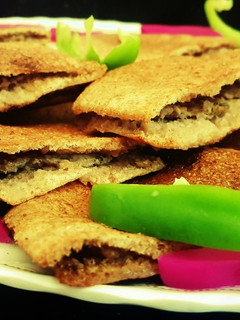 صورة لوصفة عرايس (حواوشي) بخبز قمح اسمر