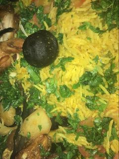 صورة لوصفة مقلوبة دجاج