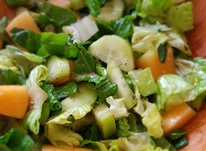 Una foto de Ensalada de melón y pepino