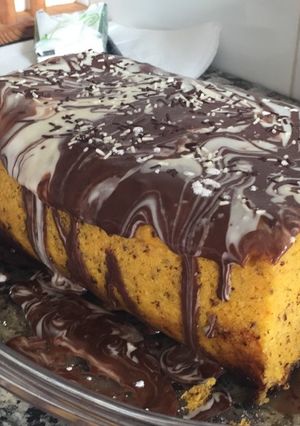 Una foto de Bizcocho de chocolate, plátano y nueces