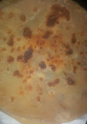 A picture of Brown flour chapatis.