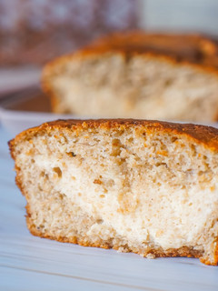 Una foto de Banana bread - cheesecake