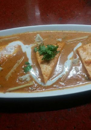 A picture of Shahi paneer.