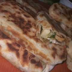خبيزات 🌯 محشيين بنة 😋 وخفة ولا اروع 👌😍-レシピのメイン写真