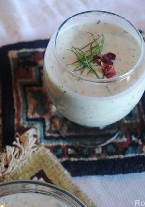 A picture of Persian Cucumber Soup.