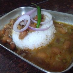 A picture of Rajma chawal.