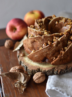 Foto di Torta rustica mele e noci