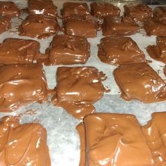 A picture of Mint Chocolate Peanut Butter Club Sandwich.